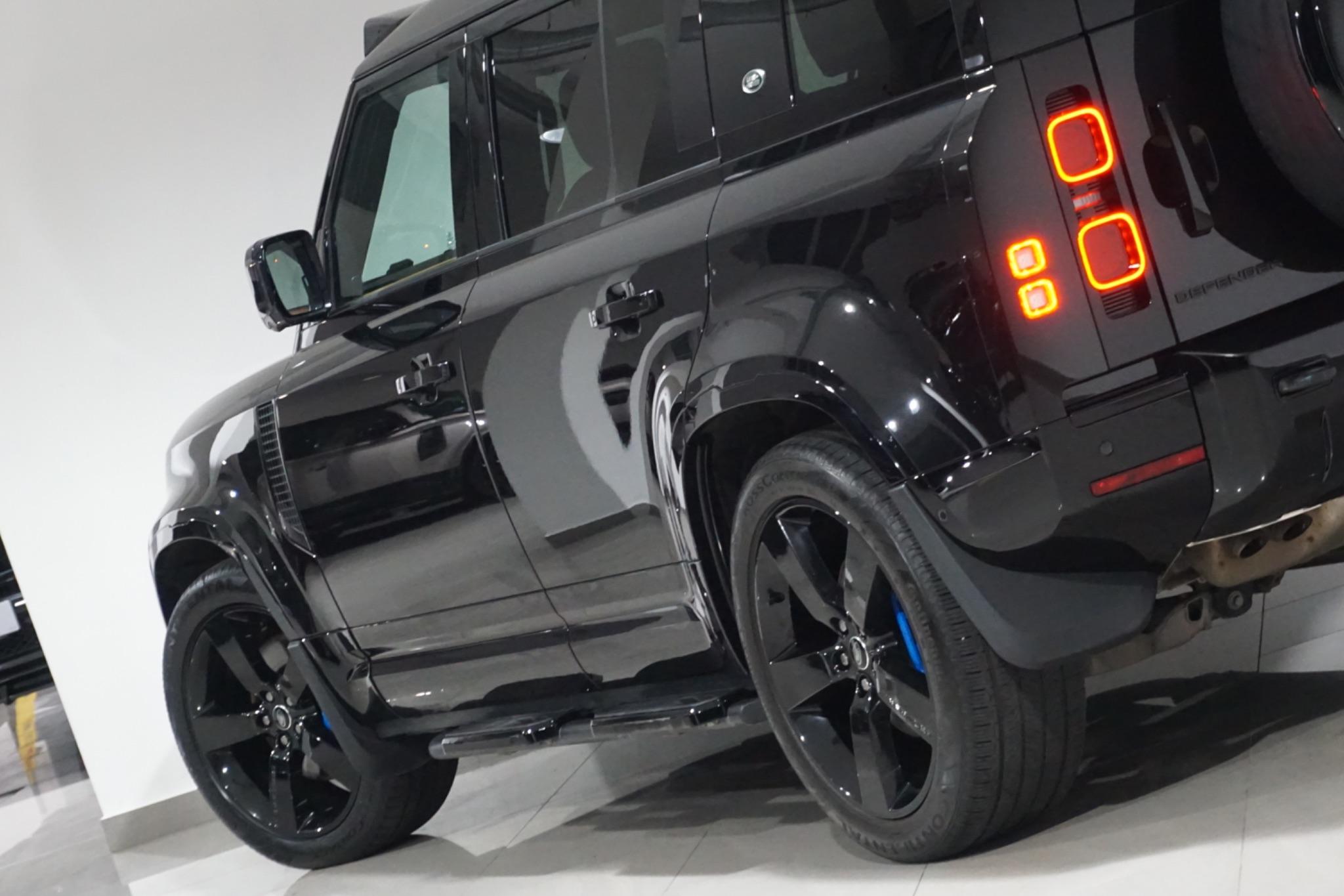 Land Rover Defender 110 3.0 D250 MHEV X-Dynamic HSE Auto 4WD Euro 6 (s/s) 5dr